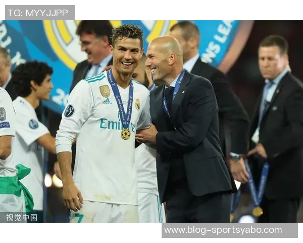 梅西荣膺FIFA年度最佳球员八次创纪录C罗紧随其后齐达内和罗纳尔多并列第三